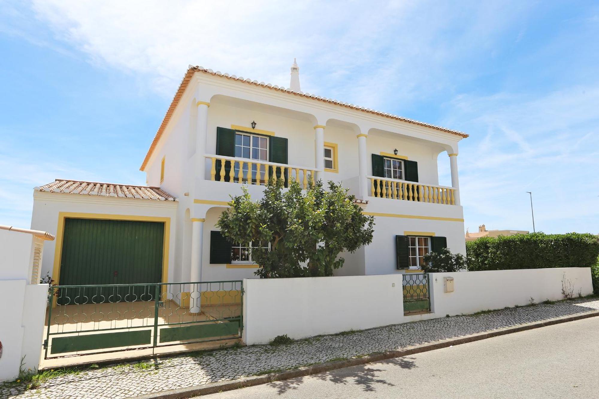 U - Casa Quinta Estacao Hotel Lagos Exterior photo