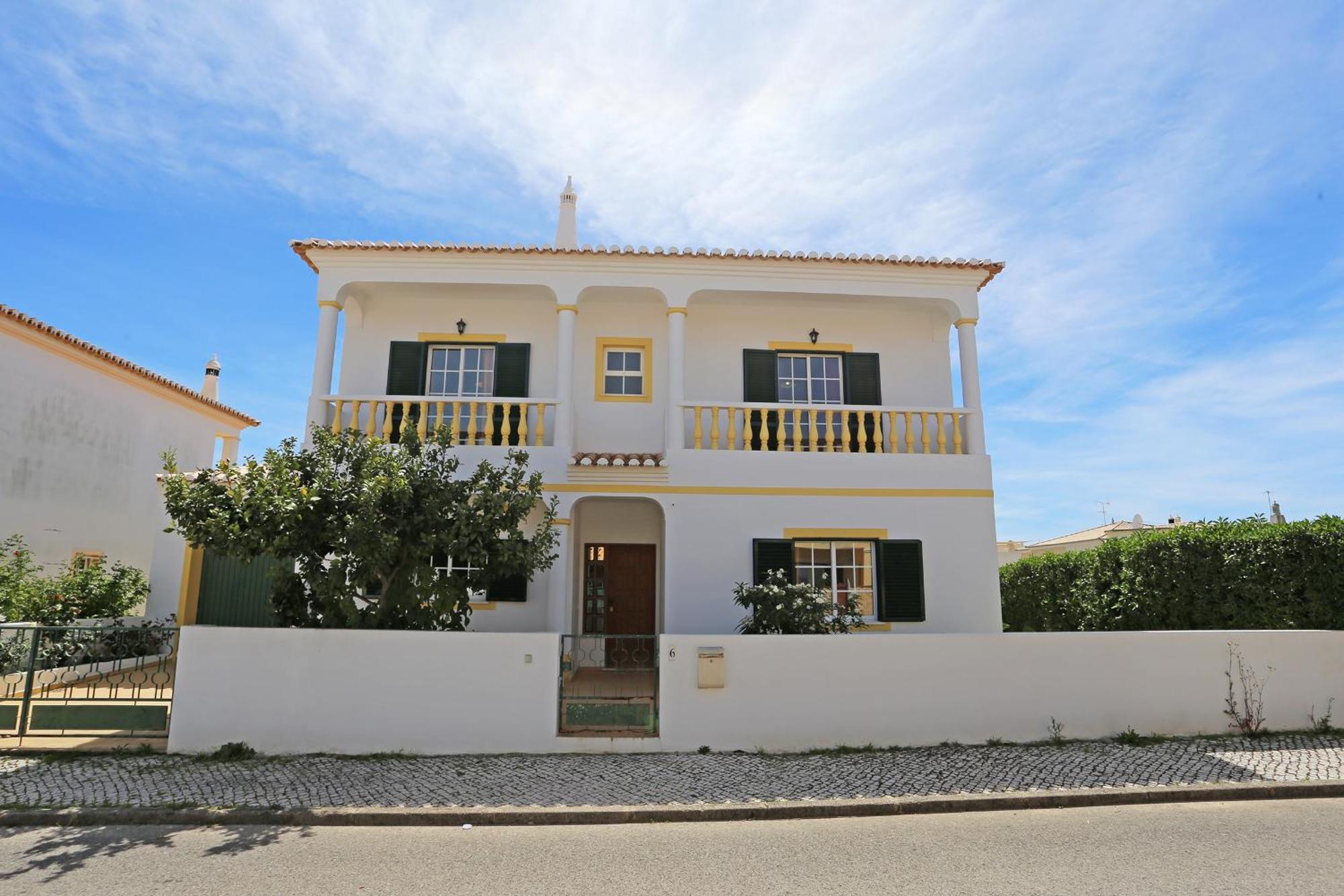 U - Casa Quinta Estacao Hotel Lagos Exterior photo